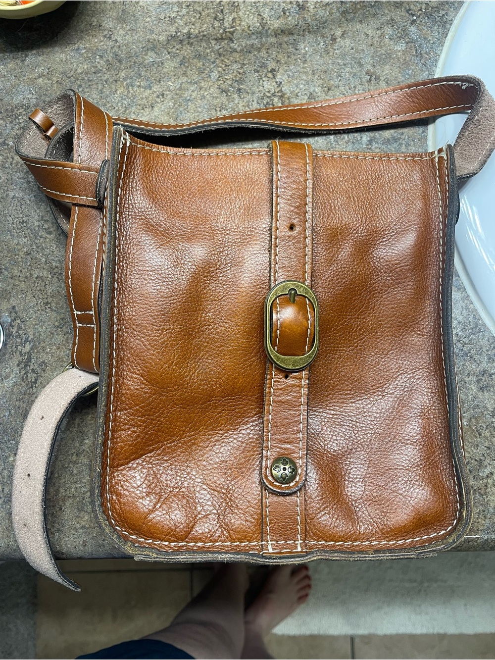 Women's Leather Crossbody Bag in Cognac Brown
